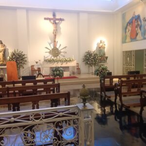 Decoración capilla Santa Rosa Las Condes
