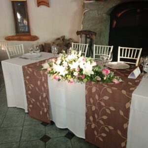 Centro Ovalado Mesa de Novios